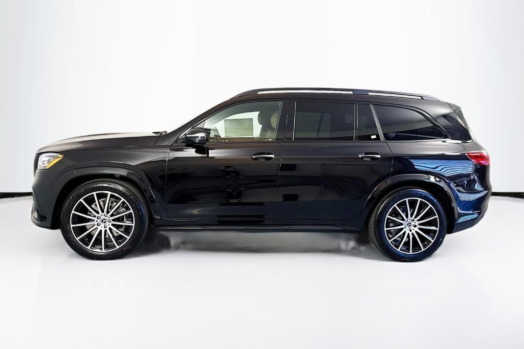 new 2025 Mercedes-Benz GLS 450 car, priced at $103,820