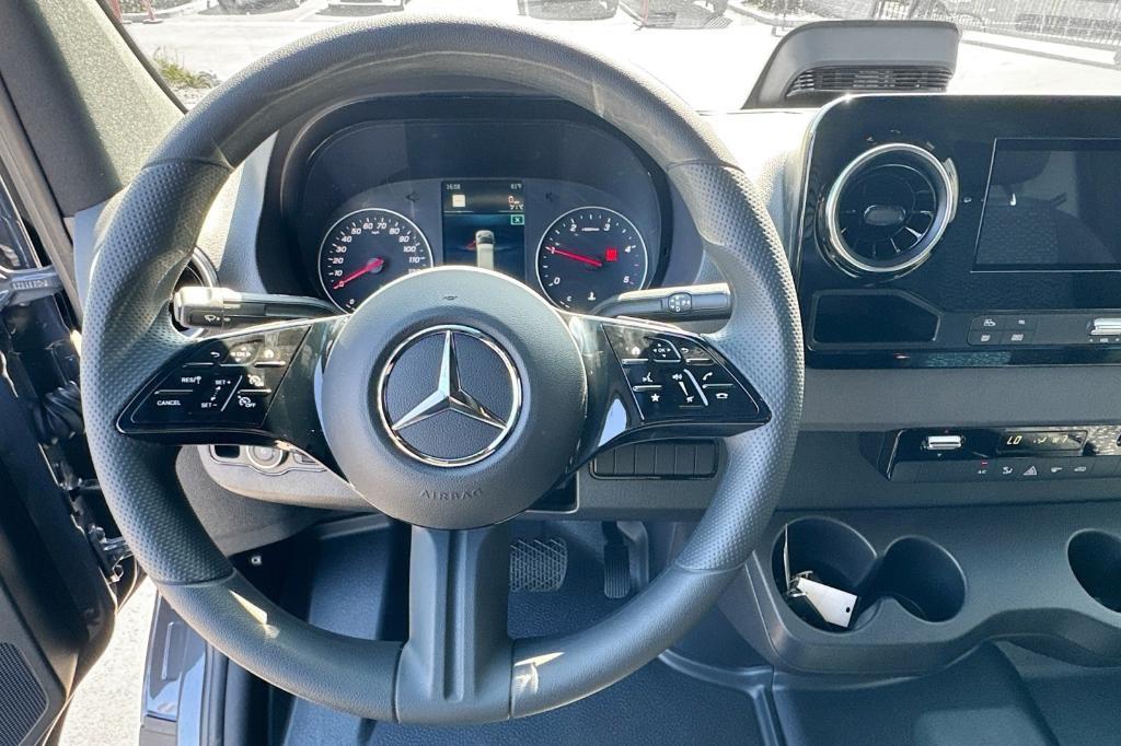new 2025 Mercedes-Benz Sprinter 2500 car, priced at $69,506