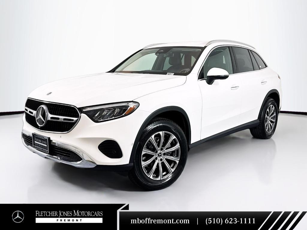 used 2024 Mercedes-Benz GLC 300 car