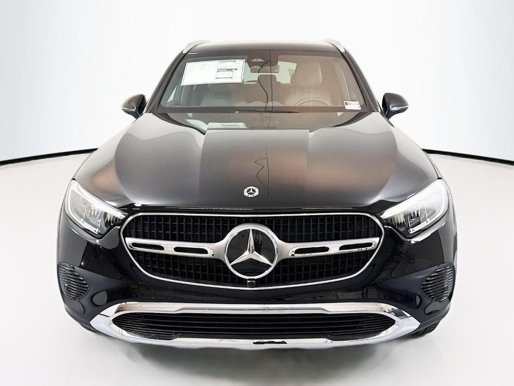 new 2025 Mercedes-Benz GLC 300 car, priced at $51,765