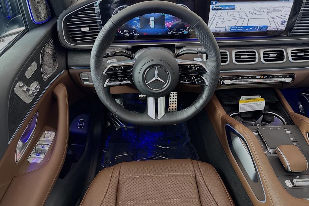 new 2025 Mercedes-Benz GLS 580 car, priced at $127,470