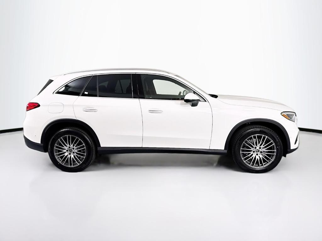 new 2025 Mercedes-Benz GLC 300 car, priced at $51,765