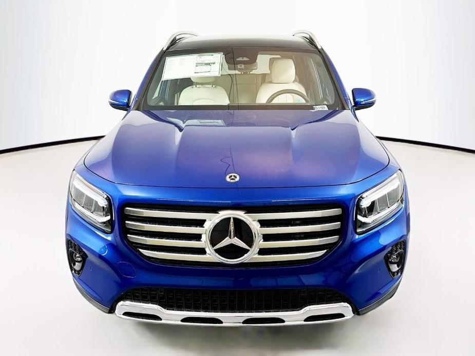 new 2024 Mercedes-Benz GLB 250 car, priced at $50,395