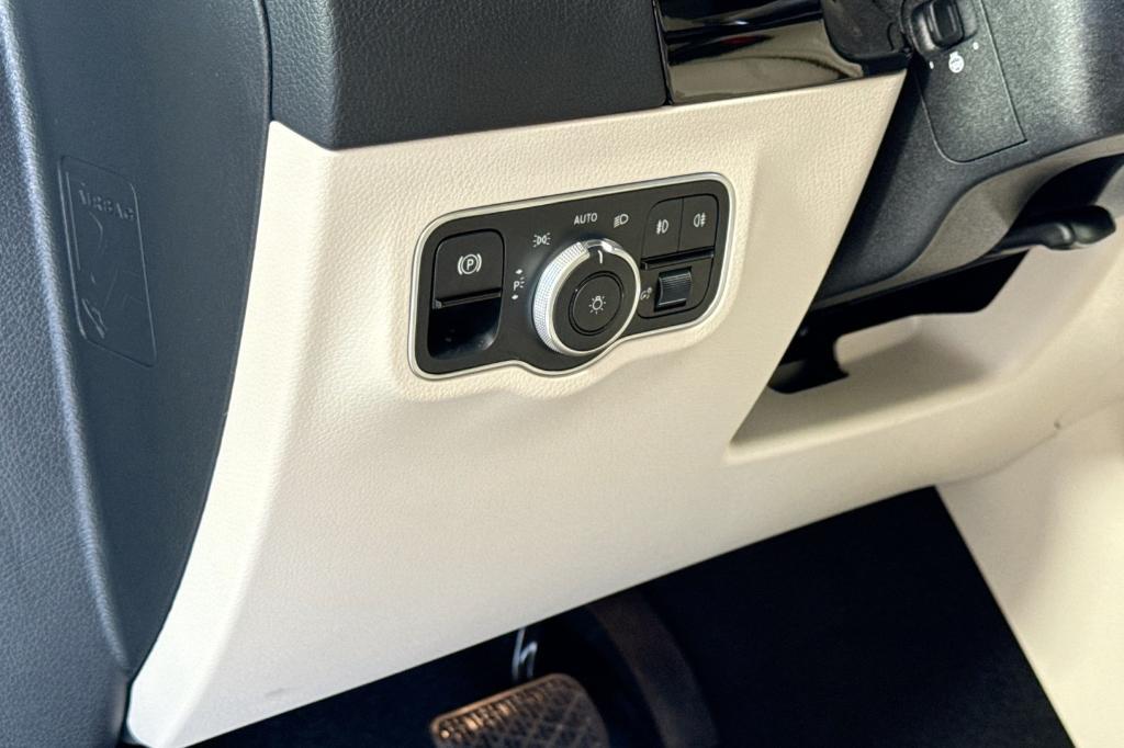 used 2025 Mercedes-Benz GLA 250 car, priced at $36,994