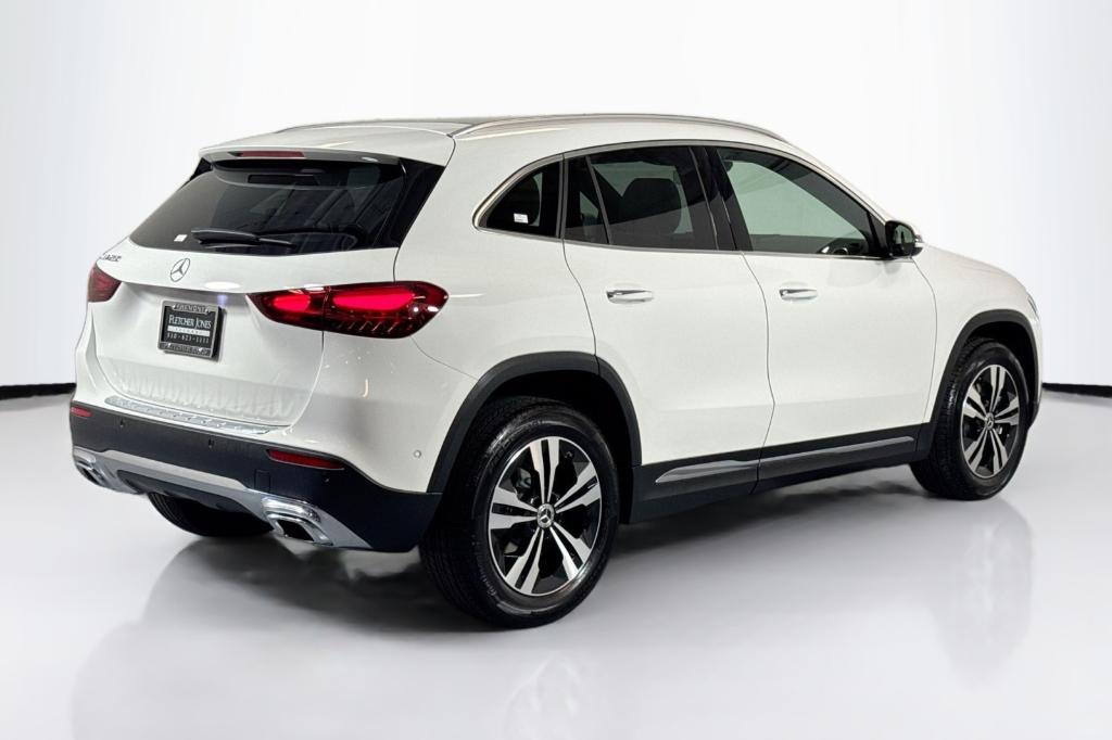 used 2025 Mercedes-Benz GLA 250 car, priced at $36,994