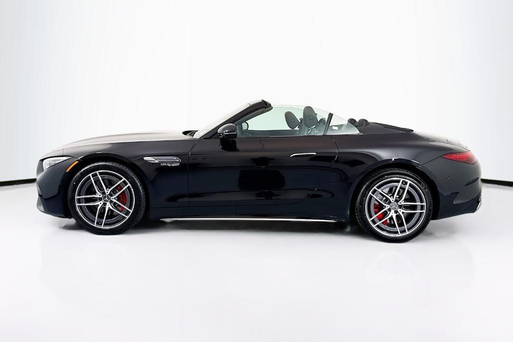 new 2025 Mercedes-Benz AMG SL 55 car, priced at $150,020