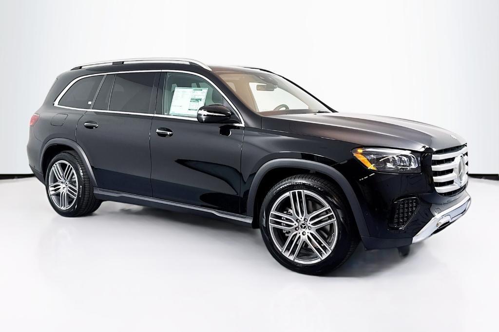 new 2025 Mercedes-Benz GLS 450 car, priced at $91,455