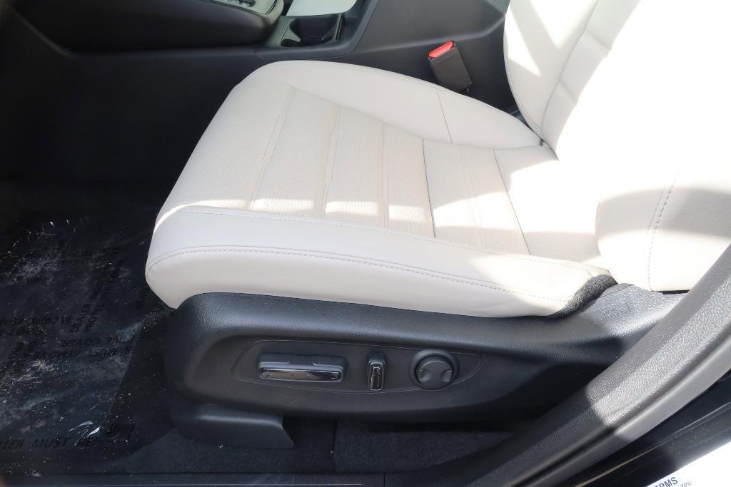 new 2025 Honda CR-V car, priced at $37,895