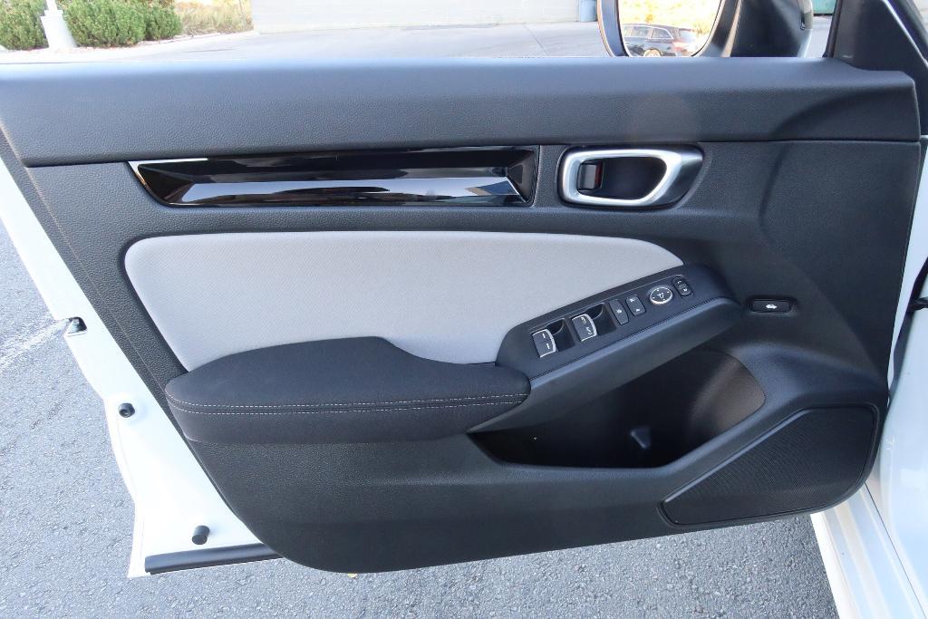 new 2026 Honda Civic Hybrid car, priced at $30,945