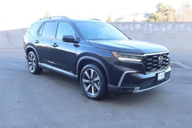 new 2025 Honda Pilot car, priced at $54,530