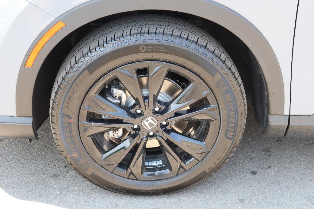 new 2025 Honda CR-V Hybrid car, priced at $42,950