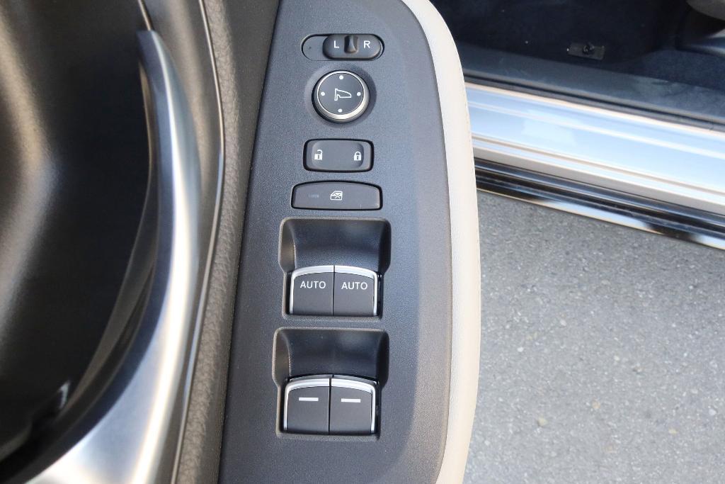 new 2025 Honda HR-V car, priced at $31,136