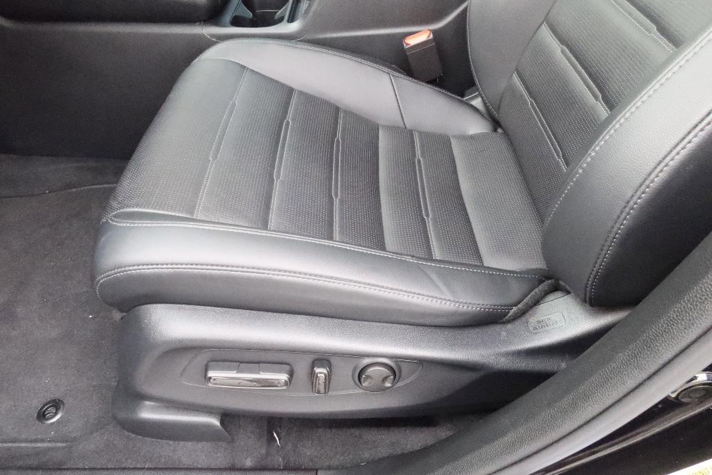 used 2023 Honda CR-V car, priced at $33,605