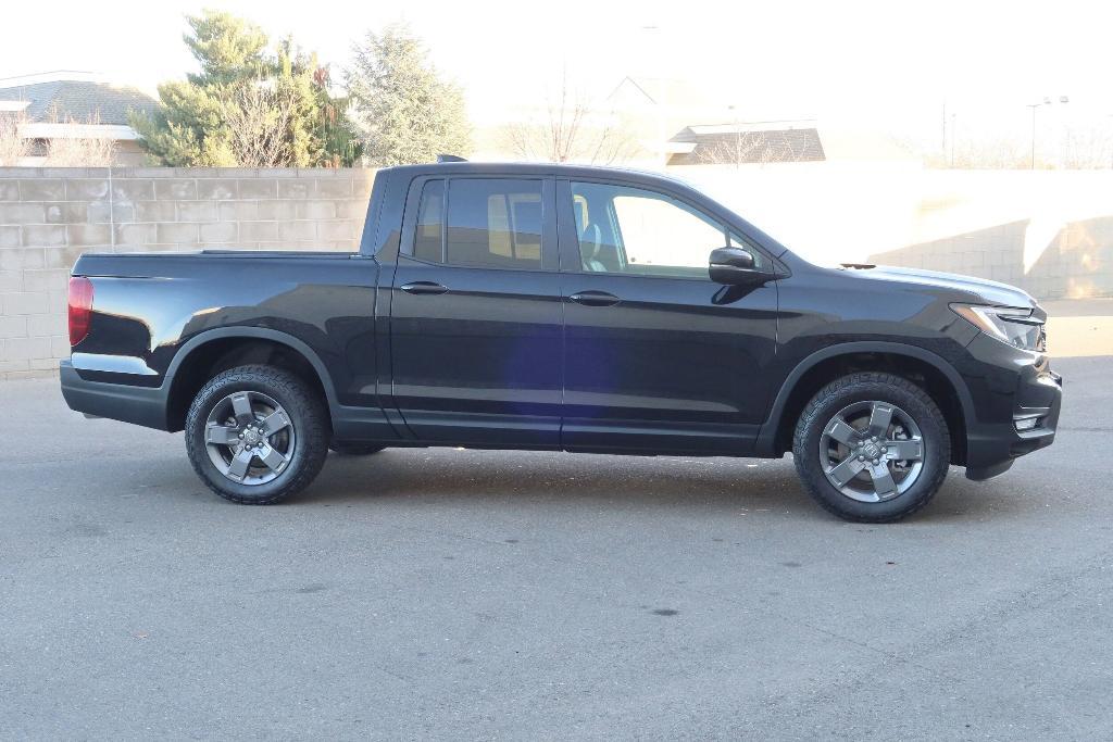 new 2025 Honda Ridgeline car, priced at $46,072
