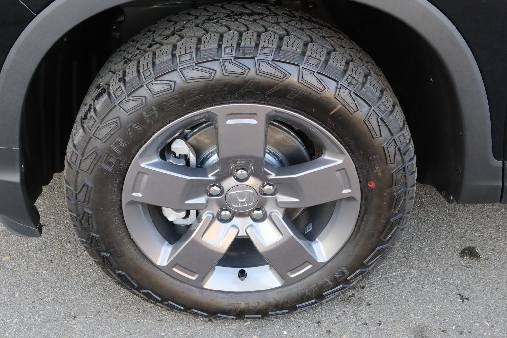 new 2025 Honda Ridgeline car, priced at $44,230
