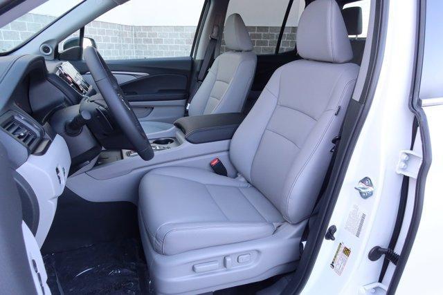 new 2025 Honda Ridgeline car, priced at $44,885