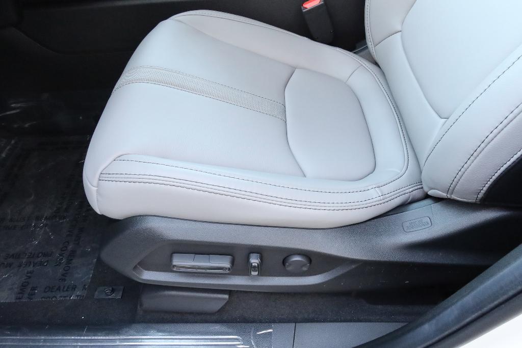 new 2025 Honda Pilot car, priced at $48,280