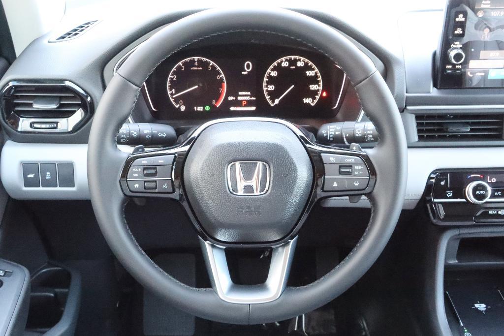 new 2025 Honda Pilot car, priced at $48,280