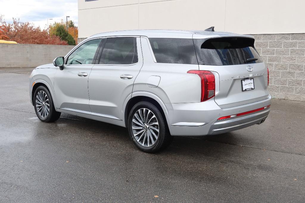 used 2024 Hyundai Palisade car, priced at $35,778