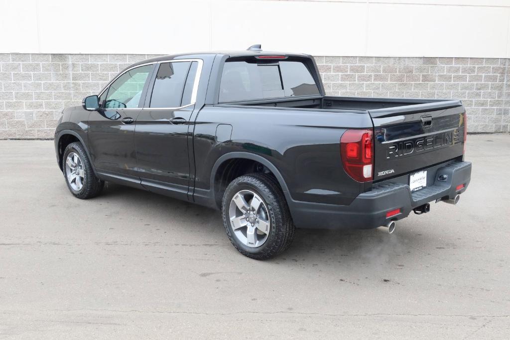 new 2025 Honda Ridgeline car, priced at $41,913