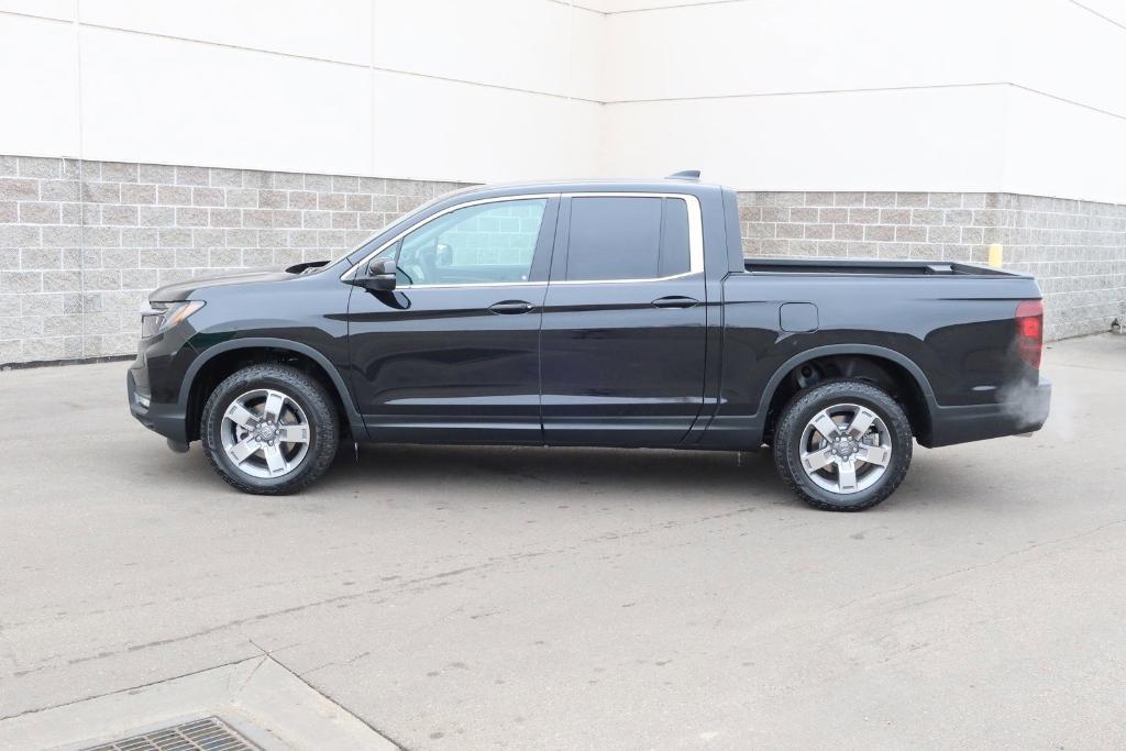 new 2025 Honda Ridgeline car, priced at $41,913