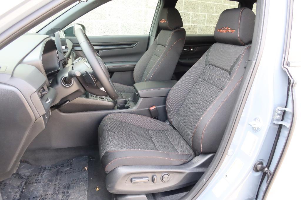 new 2026 Honda CR-V Hybrid car, priced at $40,705