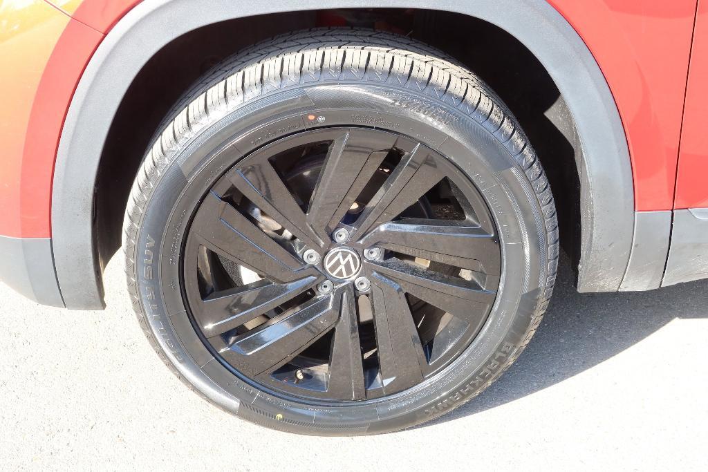 used 2022 Volkswagen Atlas Cross Sport car, priced at $25,369