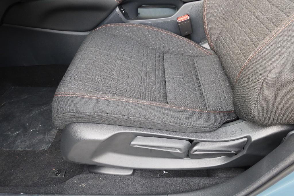 new 2025 Honda HR-V car, priced at $30,850
