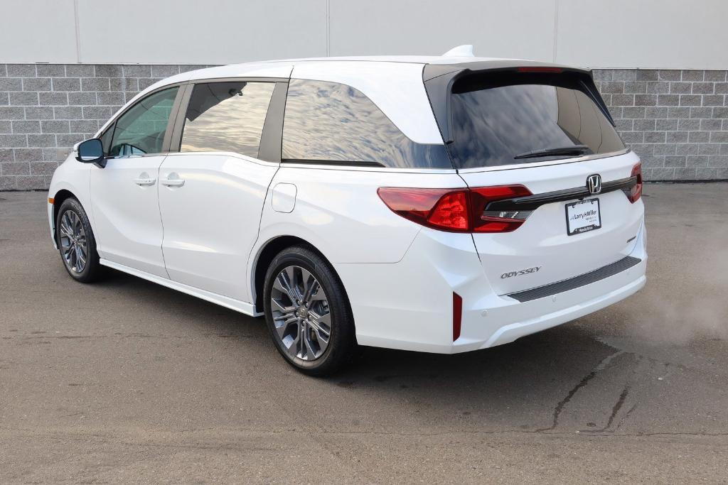 new 2025 Honda Odyssey car, priced at $48,815