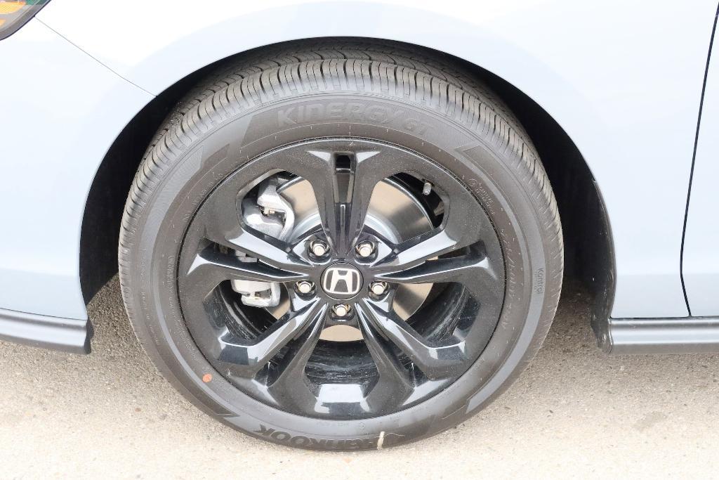 new 2025 Honda Accord car, priced at $30,897