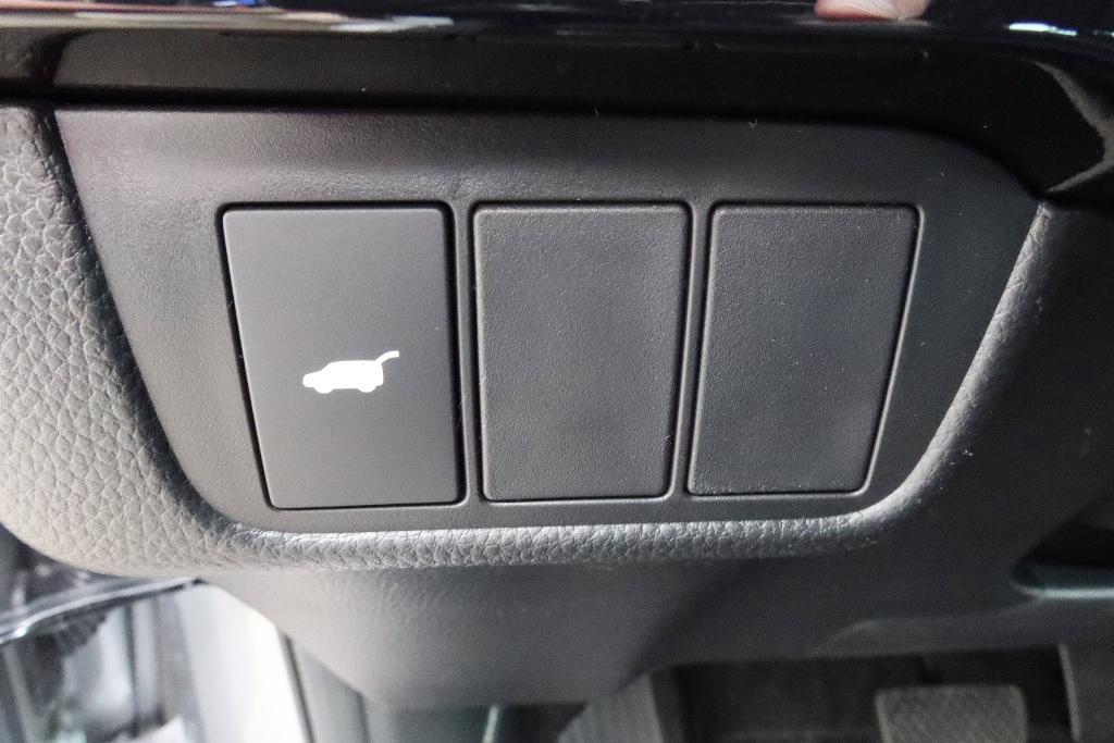 new 2026 Honda CR-V Hybrid car, priced at $43,700