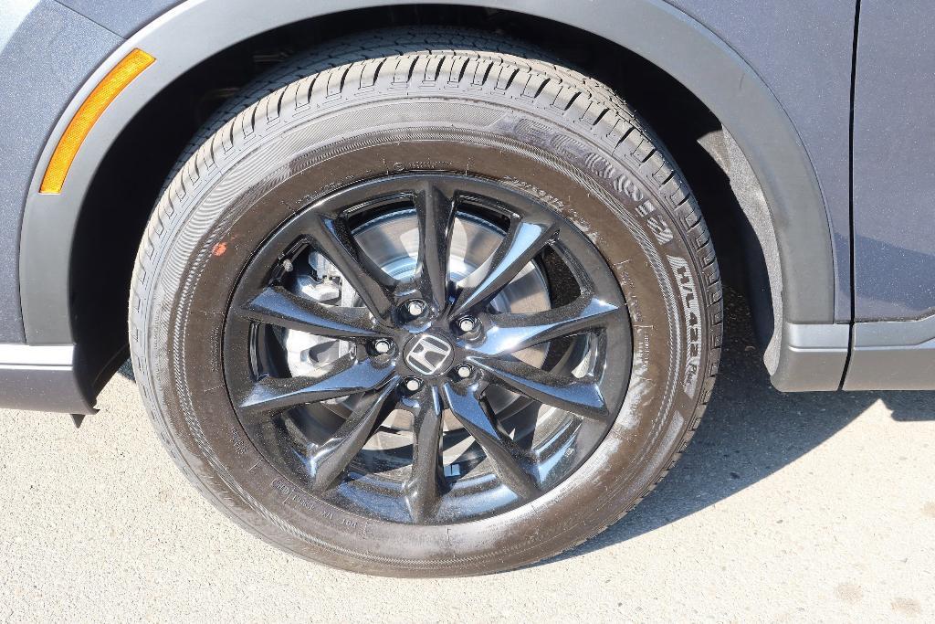 new 2026 Honda CR-V Hybrid car, priced at $41,675