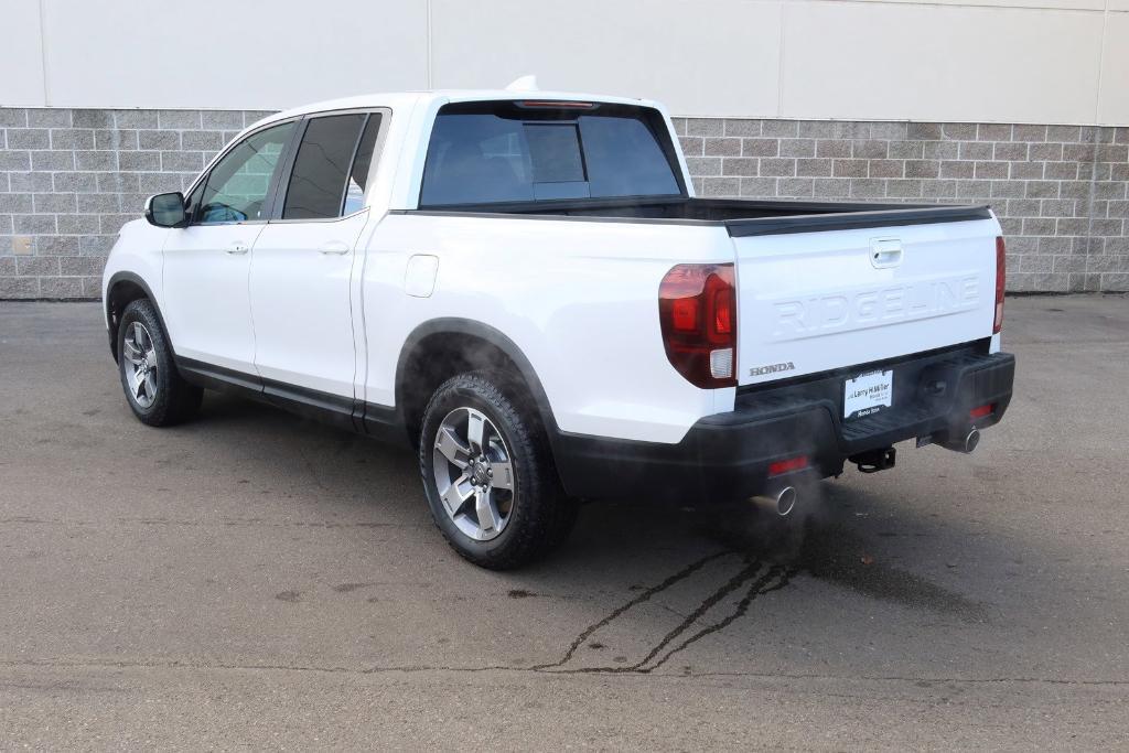 new 2025 Honda Ridgeline car, priced at $44,885