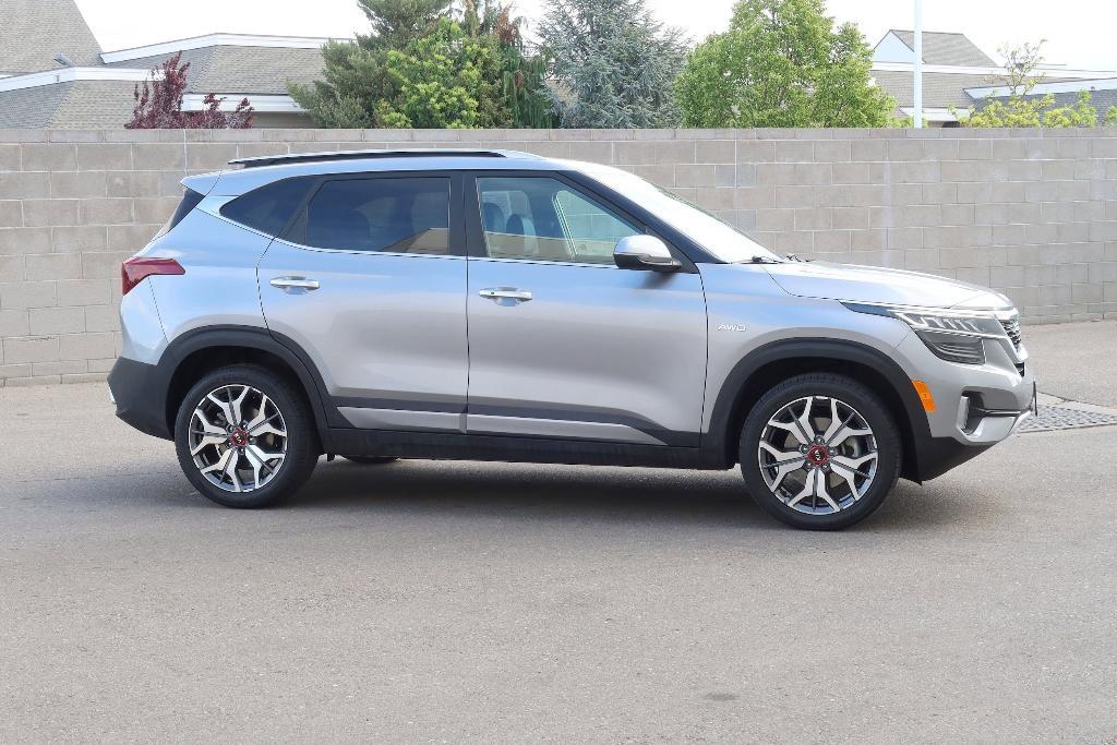 used 2021 Kia Seltos car, priced at $20,998