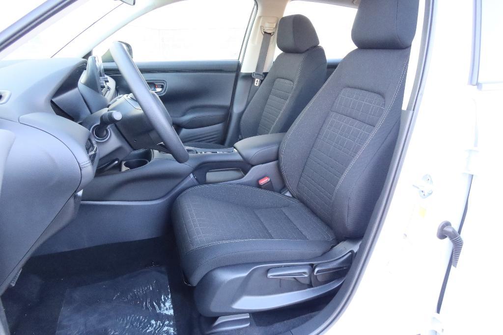 new 2025 Honda HR-V car, priced at $27,778
