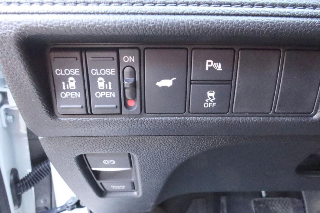new 2025 Honda Odyssey car, priced at $53,085