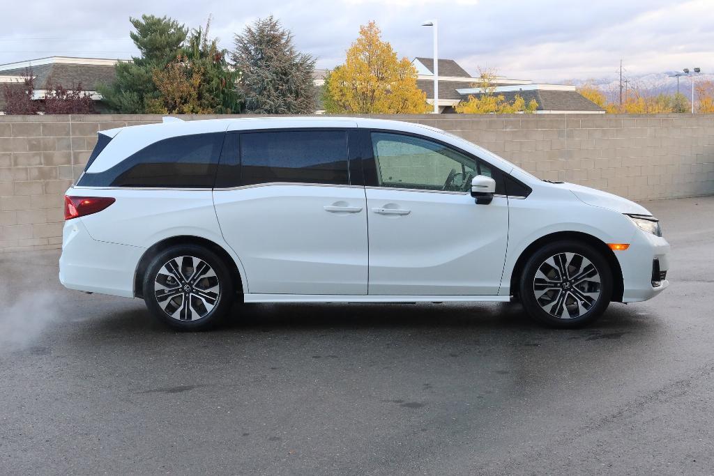new 2025 Honda Odyssey car, priced at $53,085