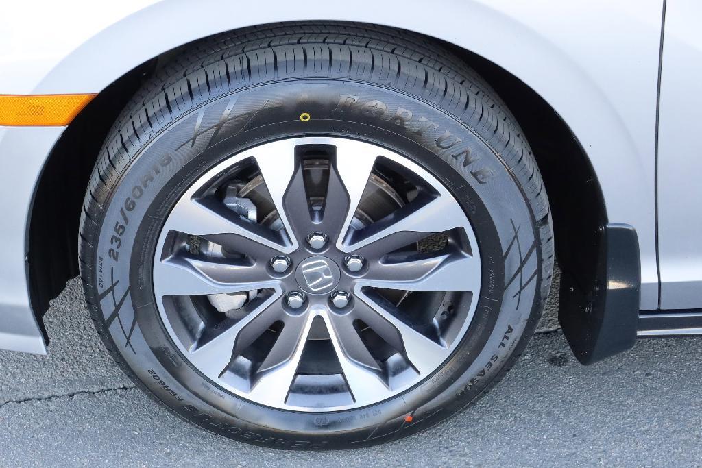 used 2024 Honda Odyssey car, priced at $38,723