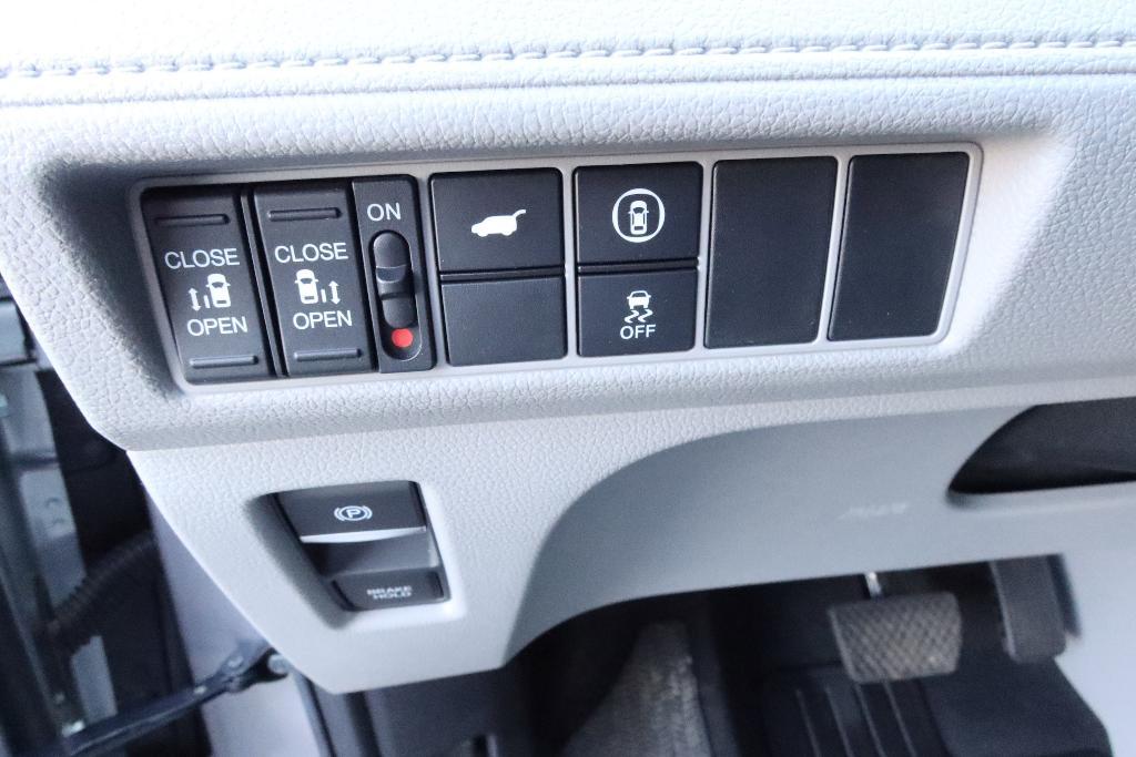 used 2024 Honda Odyssey car, priced at $38,723
