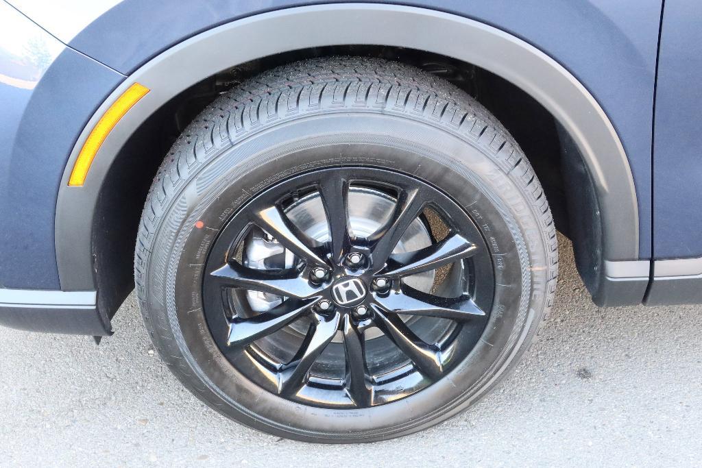 new 2026 Honda CR-V Hybrid car, priced at $38,580