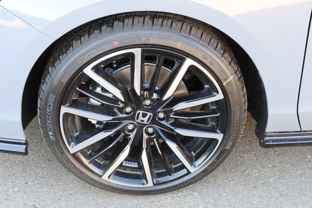 new 2025 Honda Accord Hybrid car, priced at $40,905