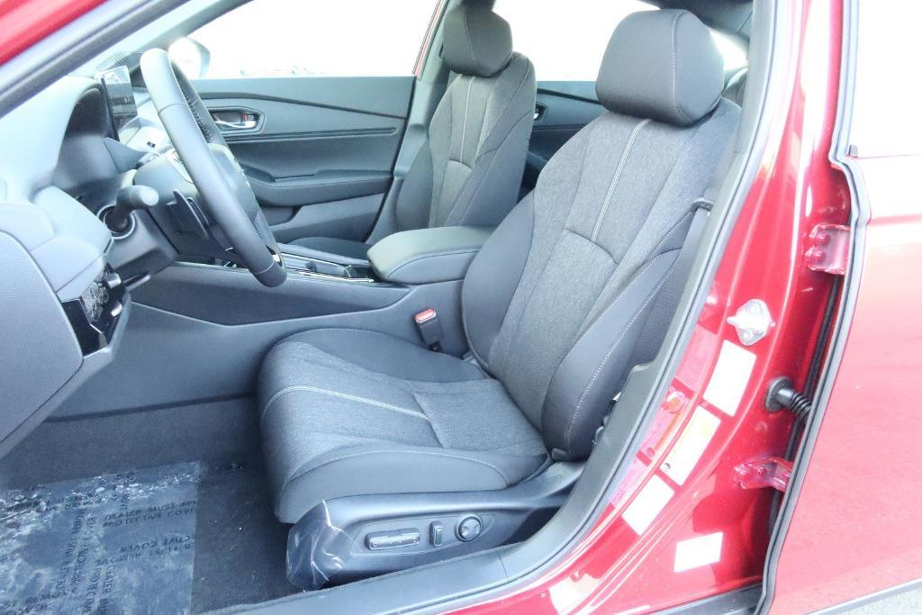 new 2025 Honda Accord Hybrid car, priced at $33,761
