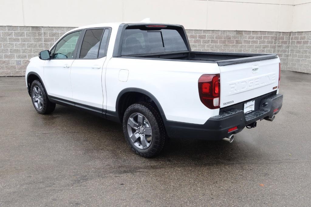 new 2025 Honda Ridgeline car, priced at $44,602