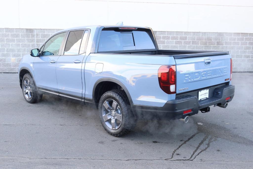 new 2025 Honda Ridgeline car, priced at $44,602