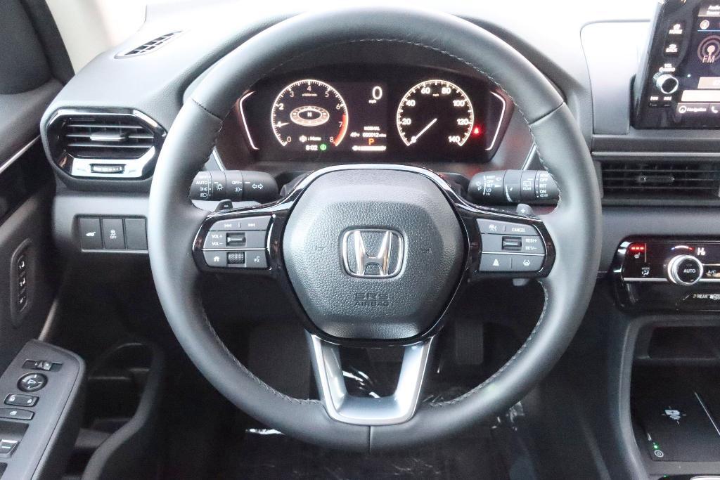 new 2025 Honda Pilot car, priced at $54,480
