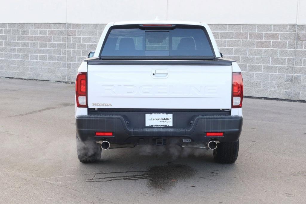 new 2025 Honda Ridgeline car, priced at $42,340