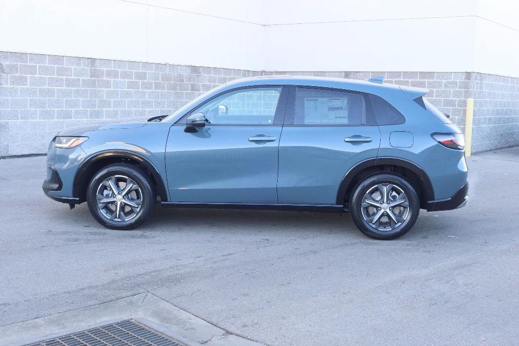 new 2025 Honda HR-V car, priced at $32,100
