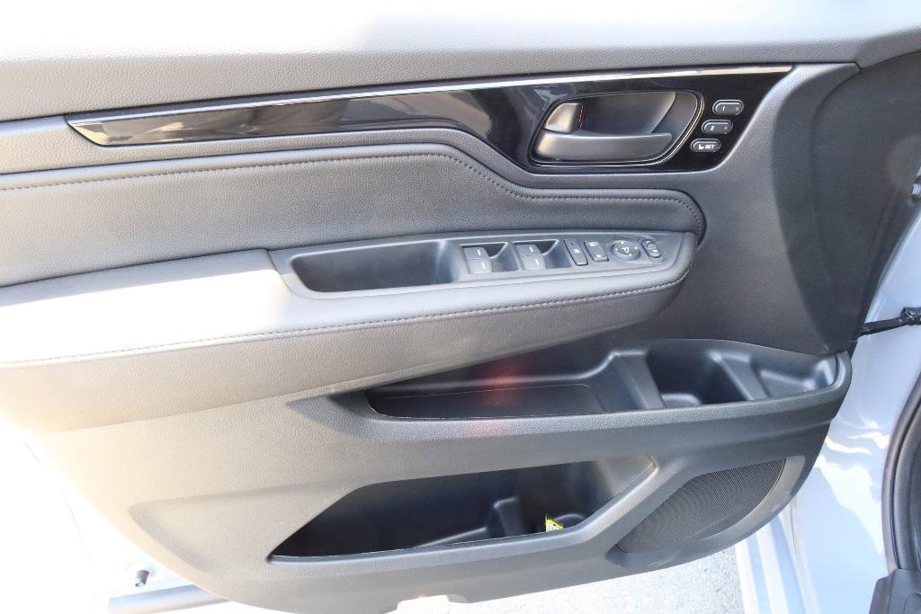 new 2025 Honda Odyssey car, priced at $46,166