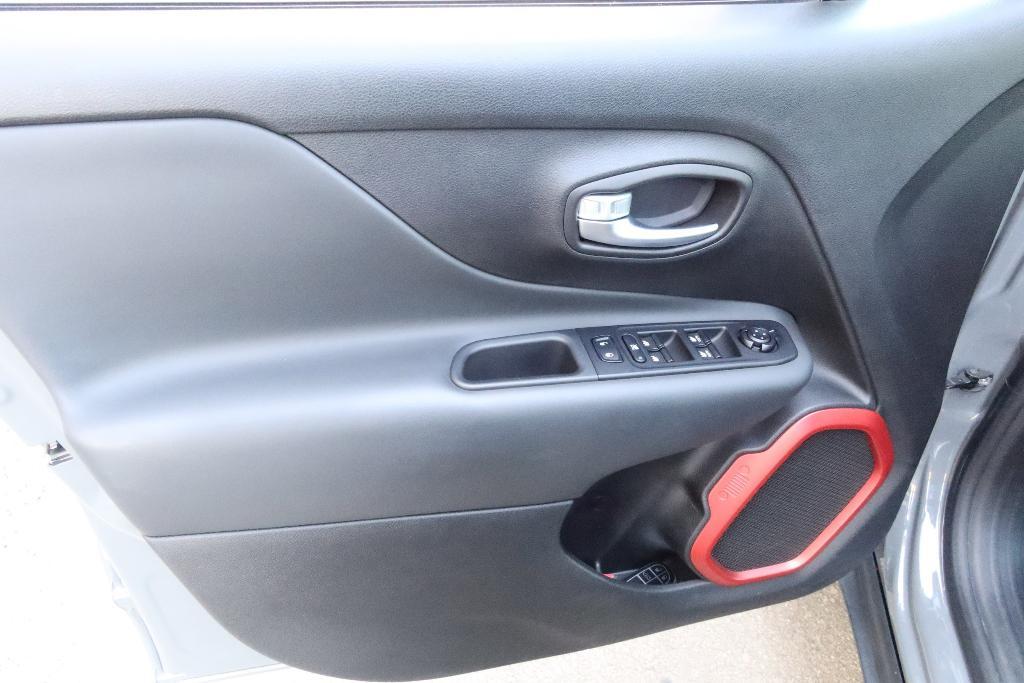 used 2022 Jeep Renegade car, priced at $20,998