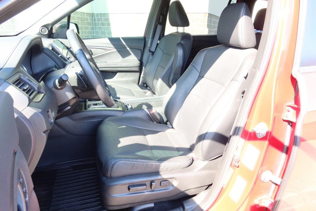 used 2022 Honda Passport car, priced at $32,391